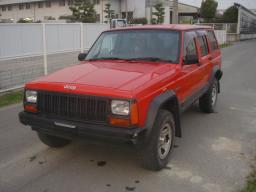 Chrysler Cherokee 