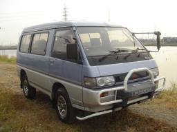 Mitsubishi DELICA STAR WAGON 2.5DT