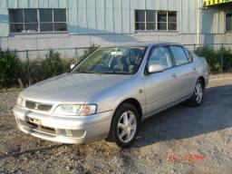 Nissan Primera Camino