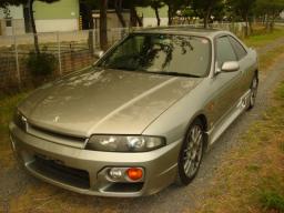 Nissan SKYLINE 