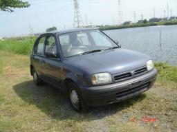 Nissan March 1.0