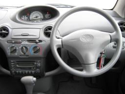 Toyota Vitz GH-SCP10 picture