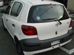 Toyota Vitz 1.0 picture
