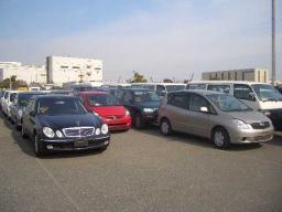 Mercedes-Benz E240 E240 picture