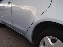 Mitsubishi COLT E picture