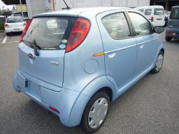 Subaru R2 i Casual picture