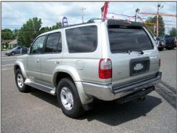 Toyota 4Runner 4x4 SR5 picture