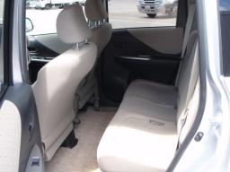 Toyota RACTIS X L-PK picture