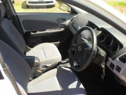 Nissan WINGROAD S picture