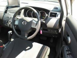Nissan TIIDA LATIO 15S picture