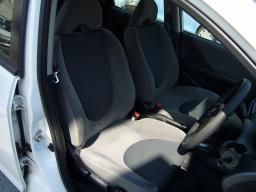 Honda Fit 1.3A picture