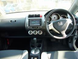 Honda Fit 1.3A picture