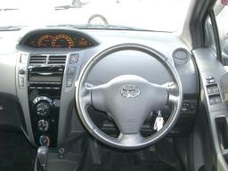 Toyota Vitz RS picture