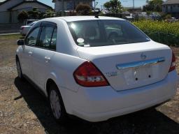 Nissan TIIDA LATIO 15S picture