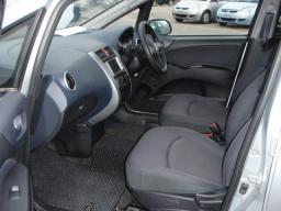 Mitsubishi COLT E picture