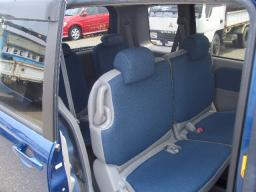 Toyota SIENTA 1.5 X picture