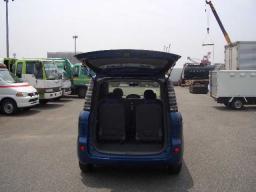 Toyota SIENTA 1.5 X picture