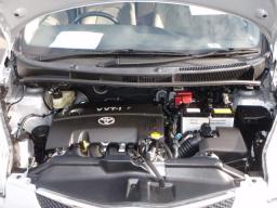 Toyota RACTIS G picture