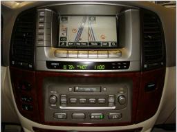 Toyota Land Cruiser V8 picture