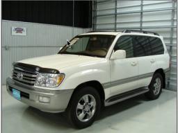 Toyota Land Cruiser V8 picture