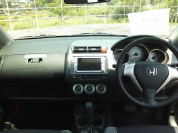 Honda Fit 1.3A picture