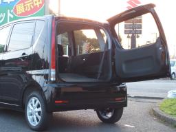 Daihatsu Move  picture