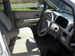 Nissan MOCO C picture