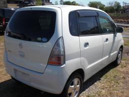 Nissan MOCO C picture