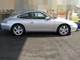 Porsche 911 carrera4 picture