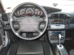 Porsche 911 carrera4 picture