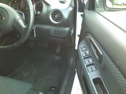 Subaru Impreza Wagon 15i picture