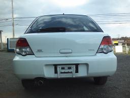 Subaru Impreza Wagon 15i picture