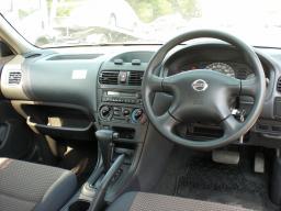 Nissan AD Van DX picture