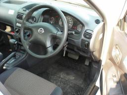 Nissan AD Van DX picture