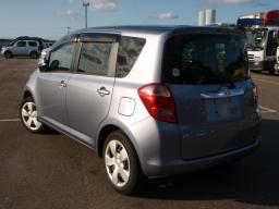 Toyota RACTIS X picture