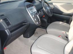 Toyota RACTIS X picture