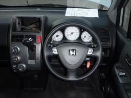 Honda MOBILIO SPIKE A picture