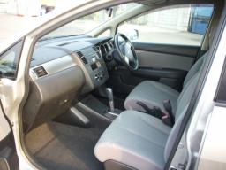 Nissan TIIDA LATIO 15B picture