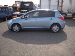 Nissan TIIDA 15M picture