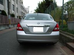 Nissan TIIDA LATIO 15B picture