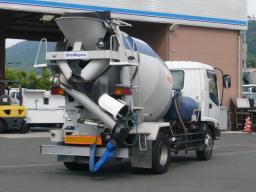 Isuzu forward Concrete Mixer Truck picture