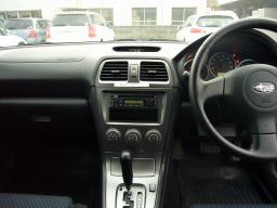 Subaru Impreza Wagon 15i picture