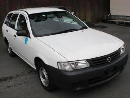 Nissan AD Van DX picture