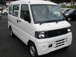 Mitsubishi Mini Cab CD picture