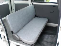 Mitsubishi Mini Cab CD picture