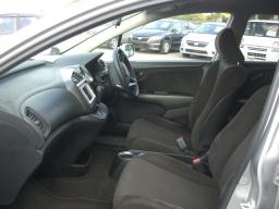 Honda Stream X picture