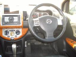 Nissan NOTE RX picture