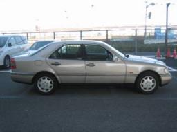 Mercedes-Benz C280 BASE picture