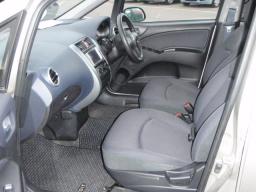 Mitsubishi COLT E picture