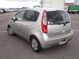 Mitsubishi COLT E picture